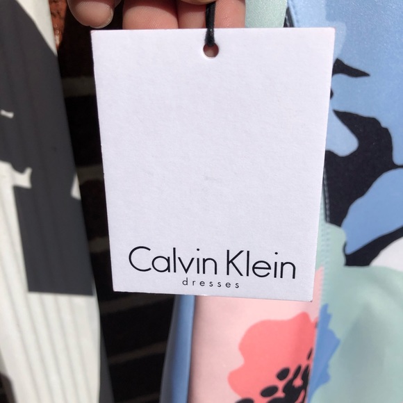 Calvin Klein dress - Picture 6 of 6
